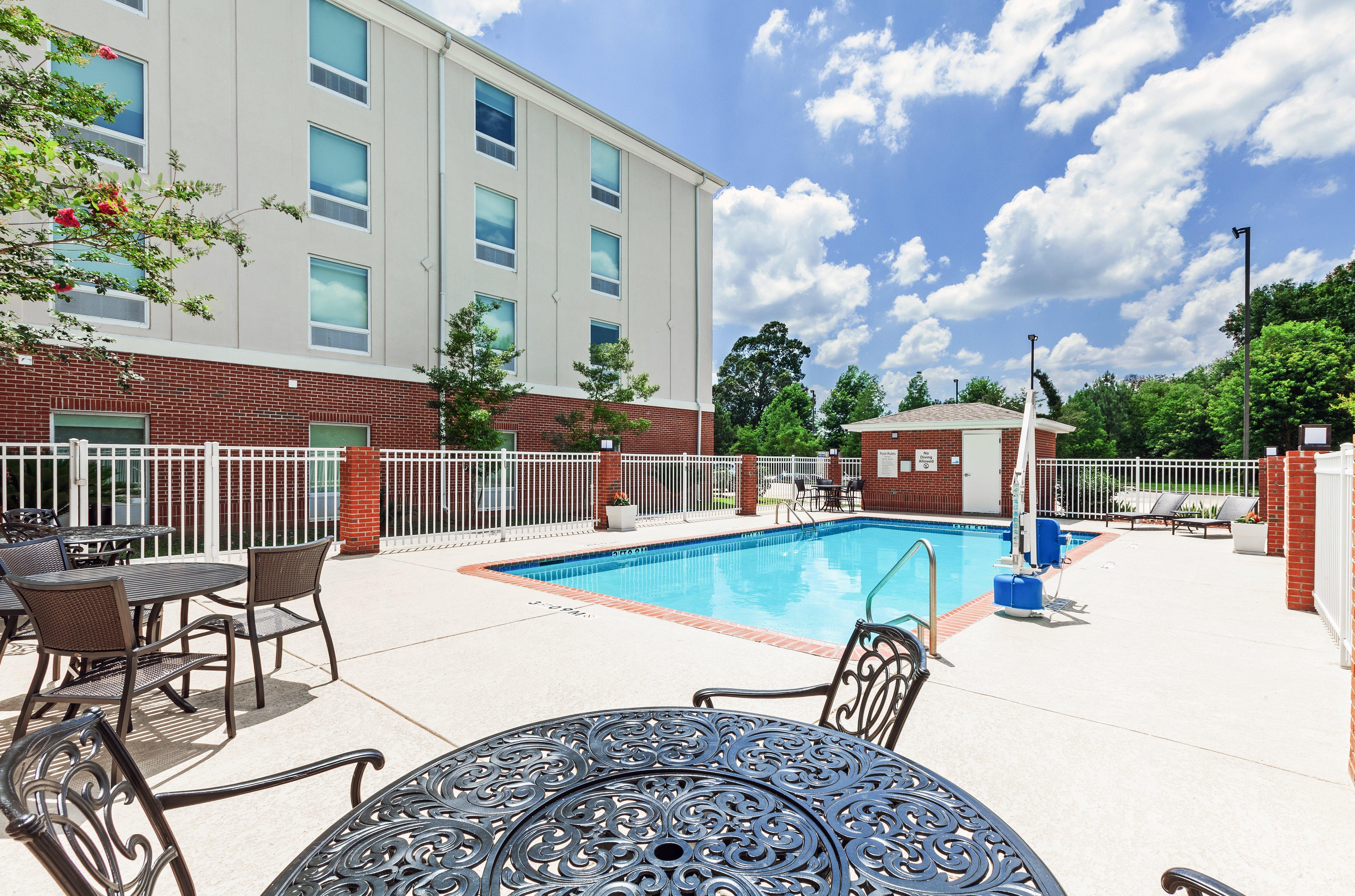 Holiday Inn Express & Suites Baton Rouge East By Ihg Prairieville Exterior photo