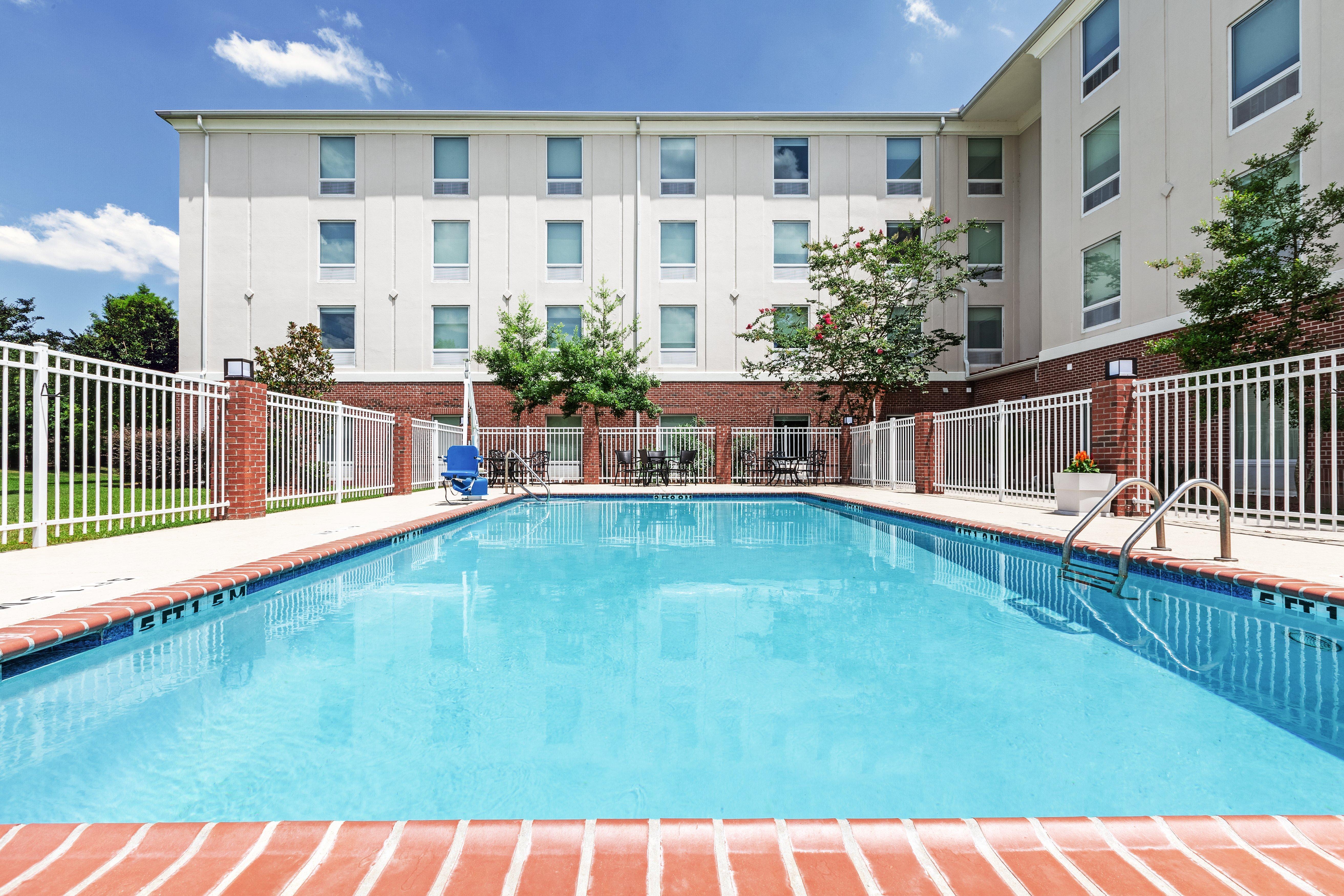 Holiday Inn Express & Suites Baton Rouge East By Ihg Prairieville Exterior photo